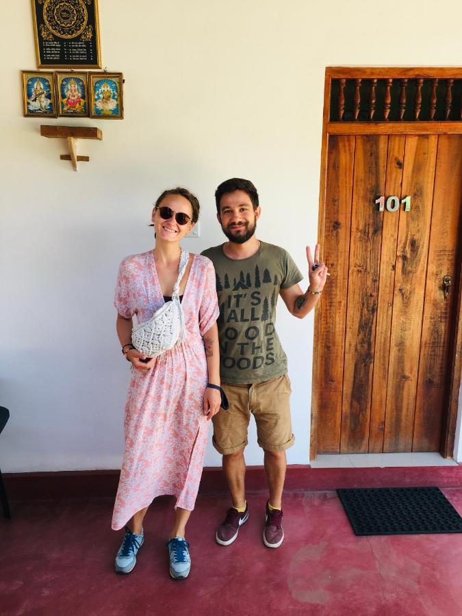 Kumari Guest House Polonnaruwa Exteriör bild